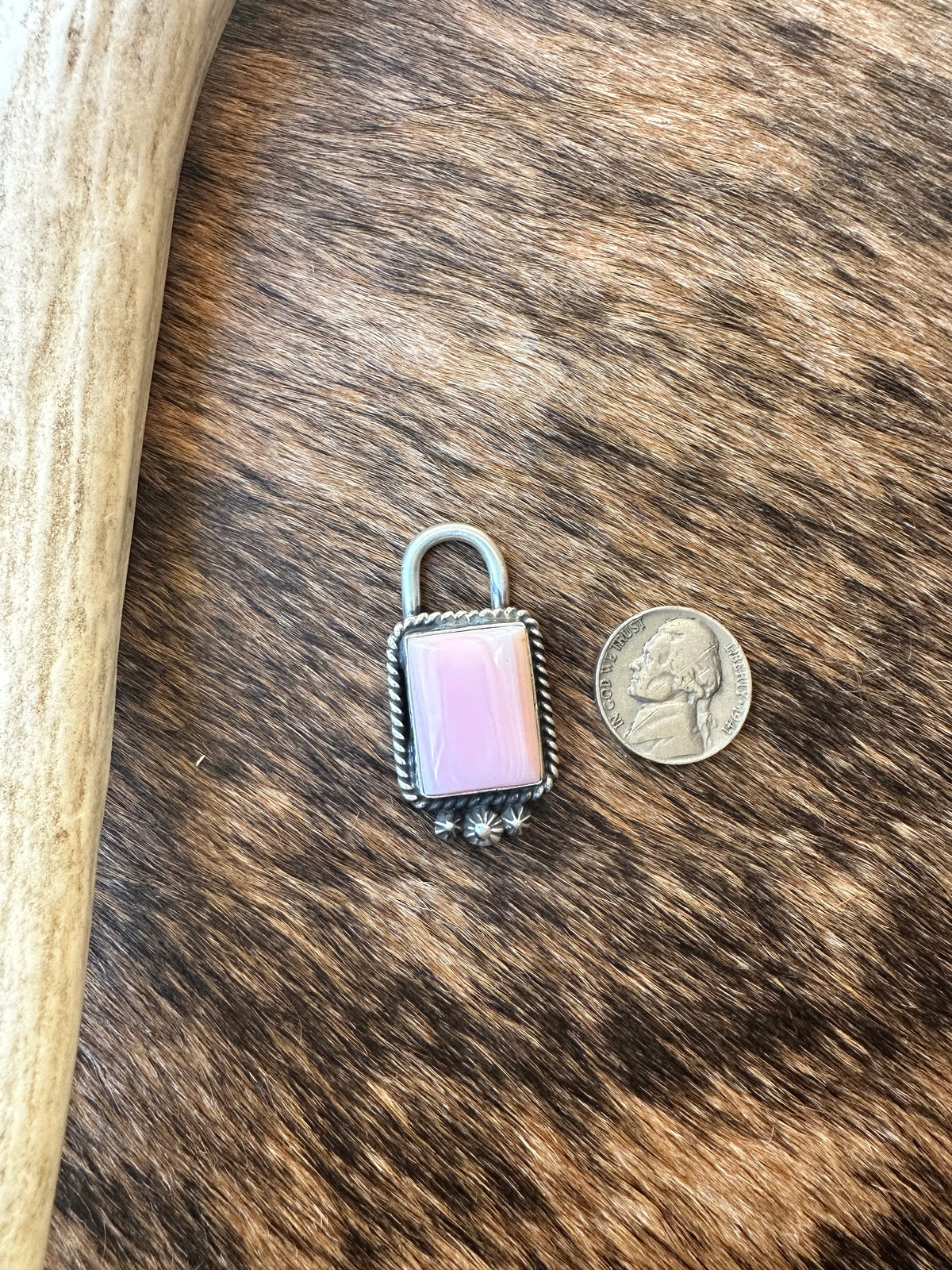 Russell Sam Pink Conch Charm Pendant